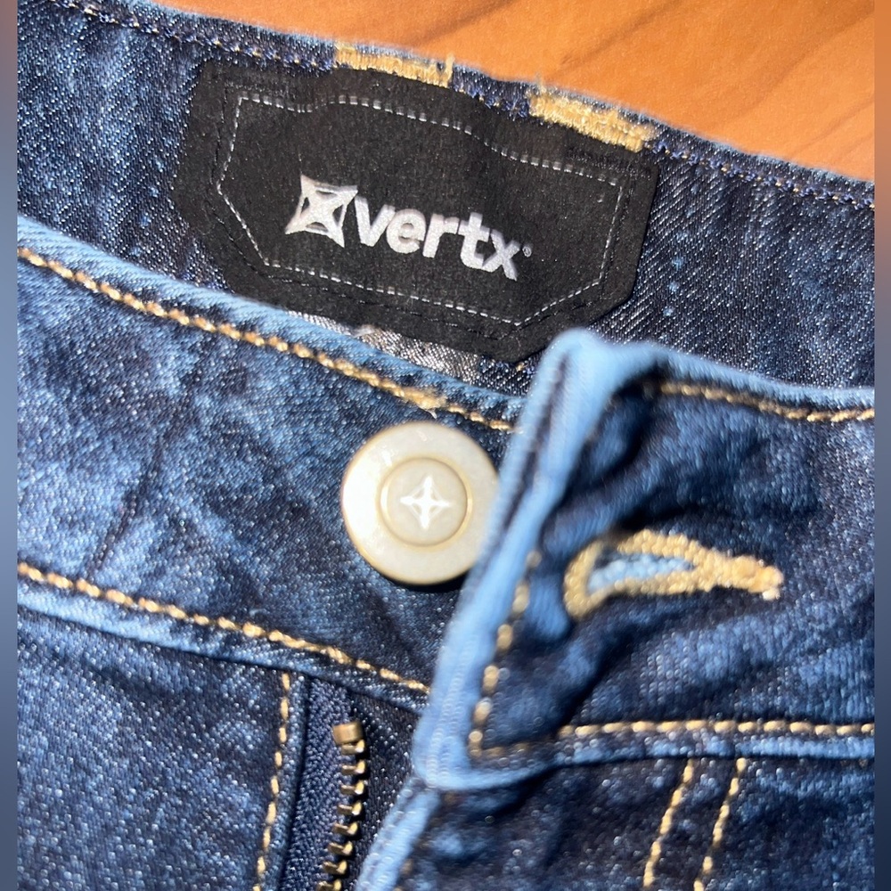 EUC Women’s Vertx Hayes High Rise Straight Cut, Size 8 - 30” inseam, Dark Wash